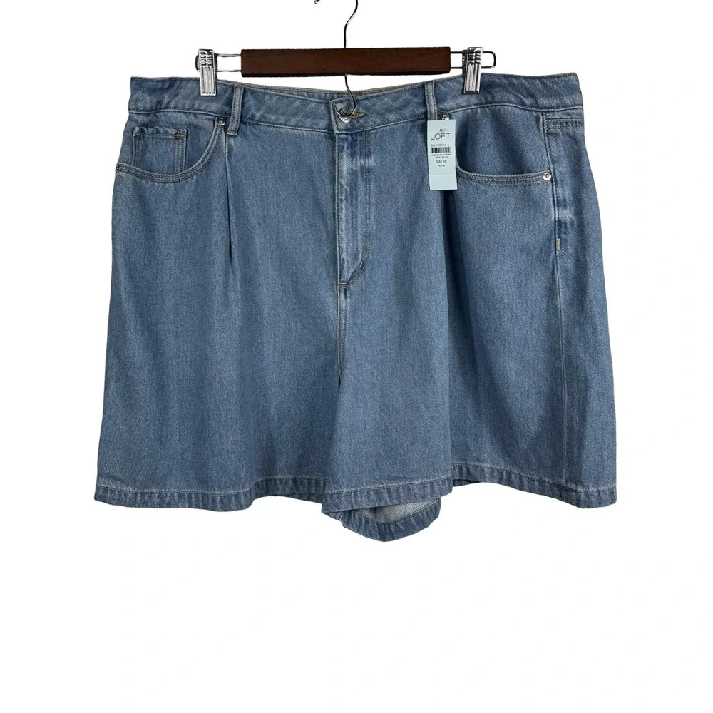 Loft Denim Shorts Womens 18 Light‎ Wash Blue Pleated Cotton Lyocell NWT 34/18
